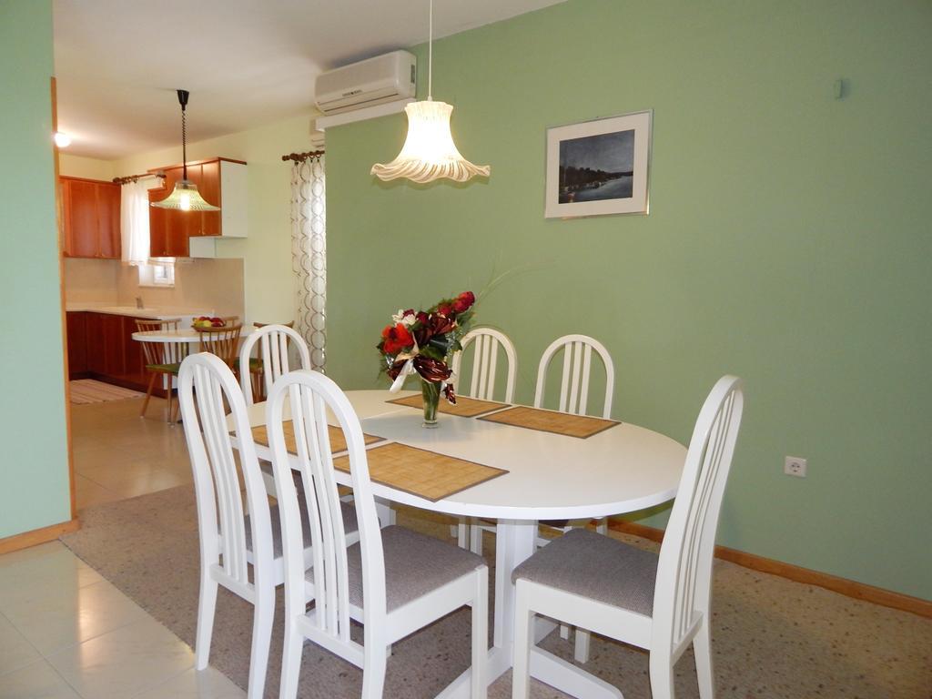 Villa Maristika Omiš Oda fotoğraf